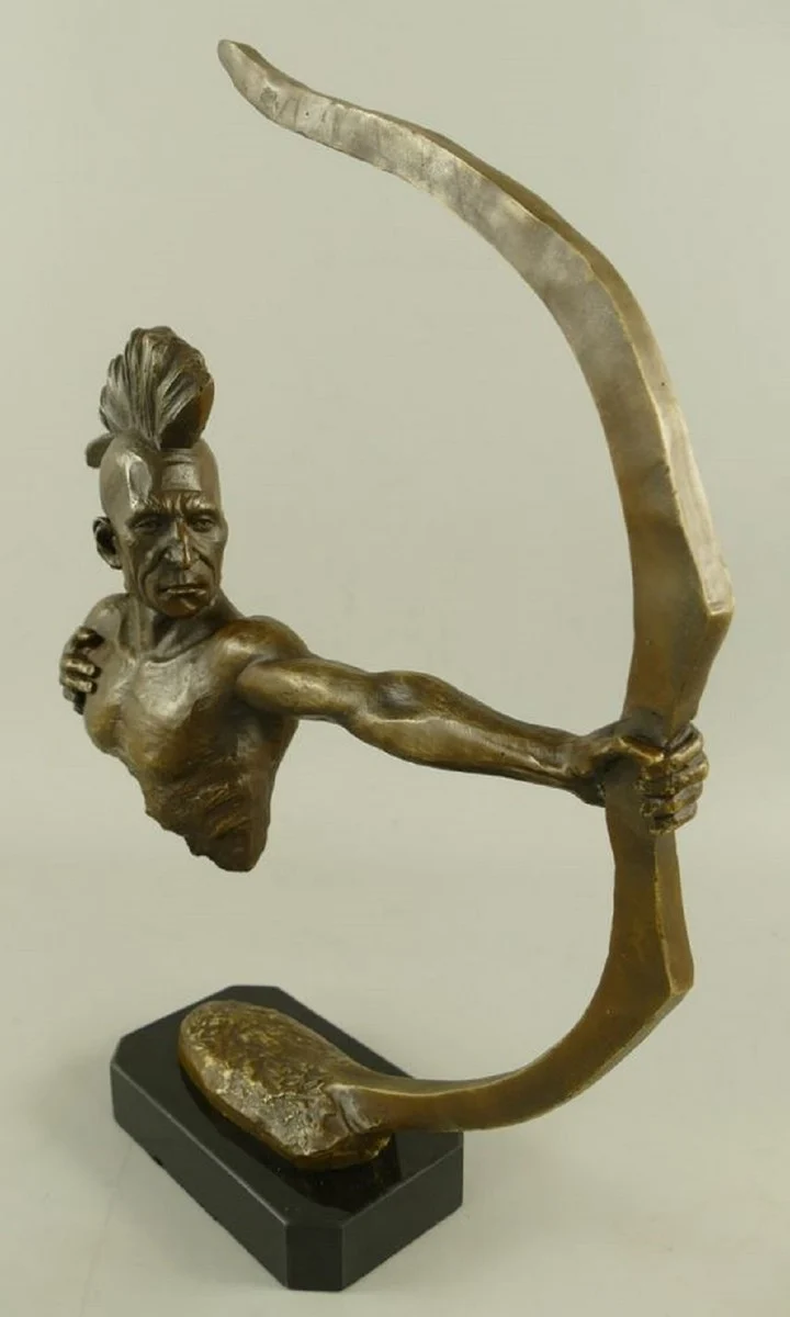 Casa Padrino Luxus Bronze Deko Skulptur Indianer mit Bogen Bronze / Schwarz H. 42 cm