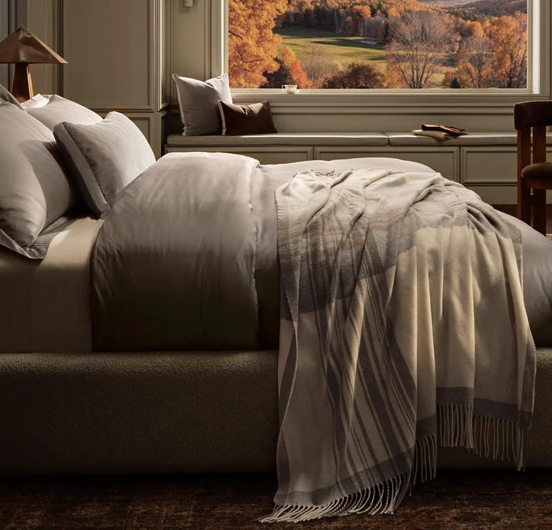 Ligne Velvet Pillow Cover (Lumbar) - Oak/Cream