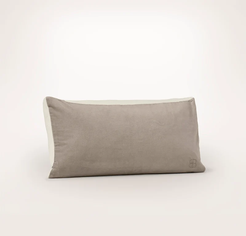 Ligne Velvet Pillow Cover (Petite Lumbar) - Oak/Cream