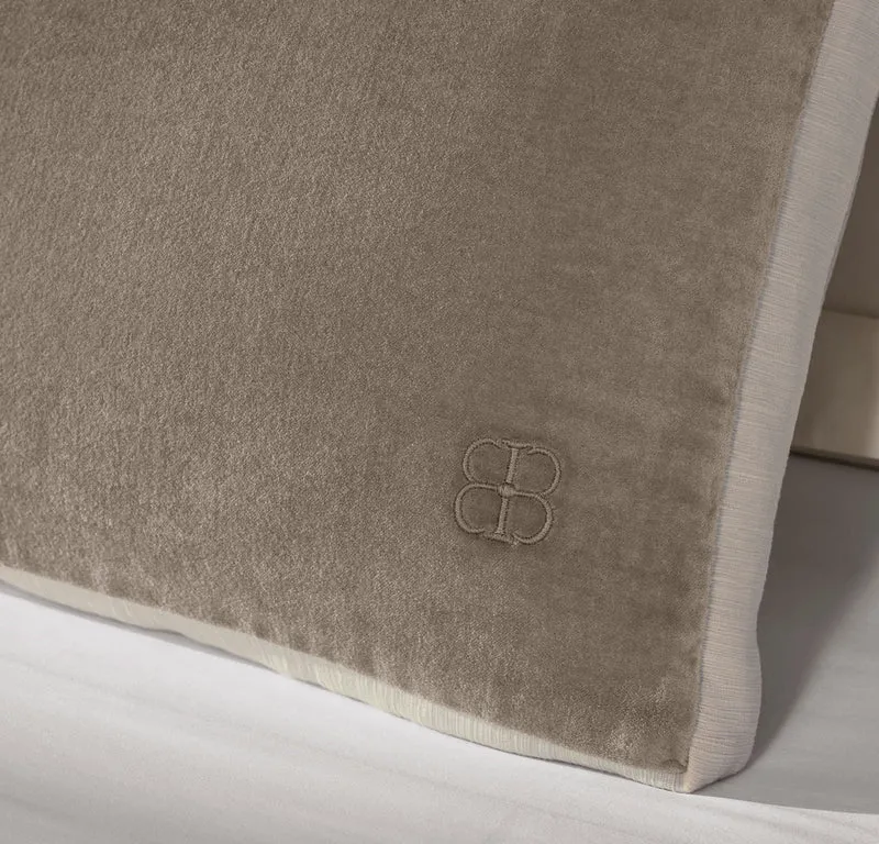 Ligne Velvet Pillow Cover (Petite Lumbar) - Oak/Cream