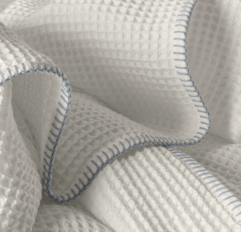 Waffle Bed Blanket - White/Hydrangea Whipstitch