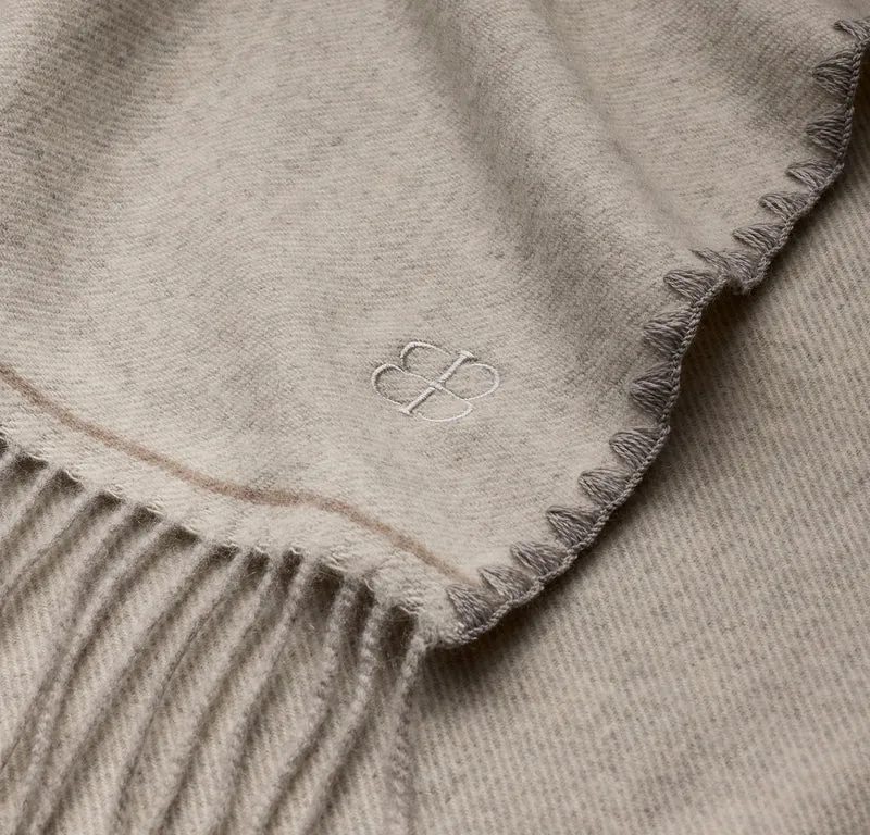 Reserve Maison Cashmere Throw Blanket - Heathered Pewter