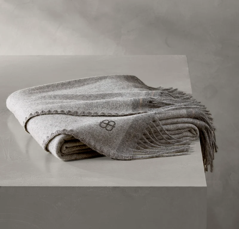 Reserve Maison Cashmere Throw Blanket - Heathered Charcoal