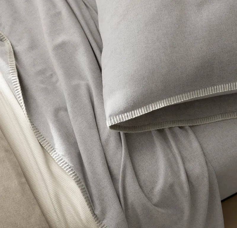 Flannel Pillowcase Set - Heathered Fog/Cream Whipstitch
