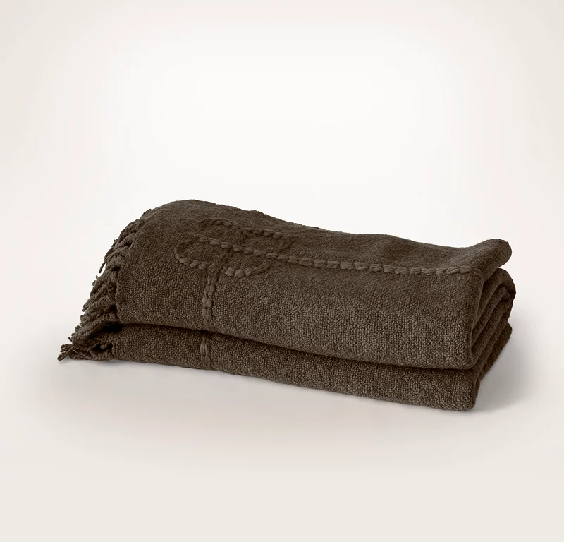Petite Bouclé Throw Blanket - Deep Walnut