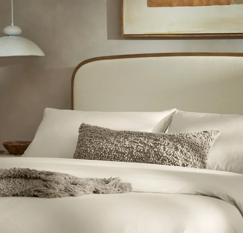 The Cozy Bouclé Collection - Heathered Oak