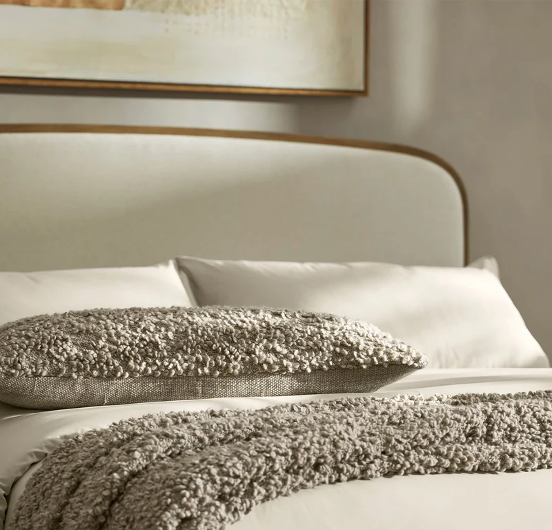 The Cozy Bouclé Collection - Heathered Oak