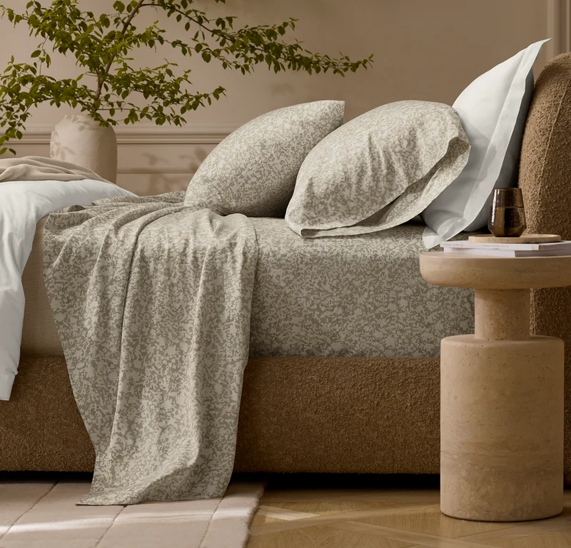 Signature Hemmed Sheet Set- Oak Garden