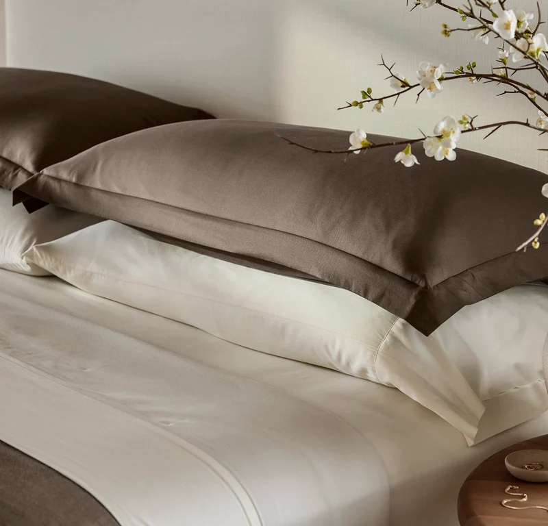 Percale Hemmed Duvet Set - Deep Walnut