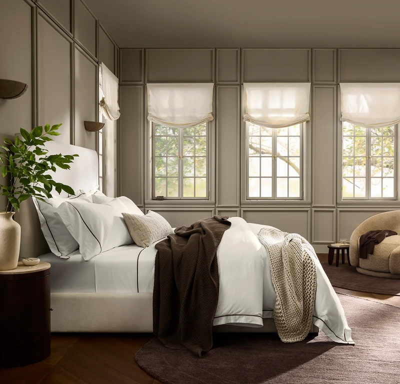 Signature Embellished Pillowcase Set - White/Deep Walnut Embroidered