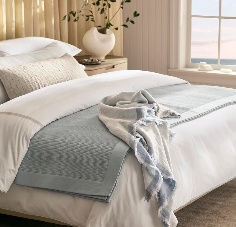 Lavé Wool Throw Blanket - Hydrangea/Cream