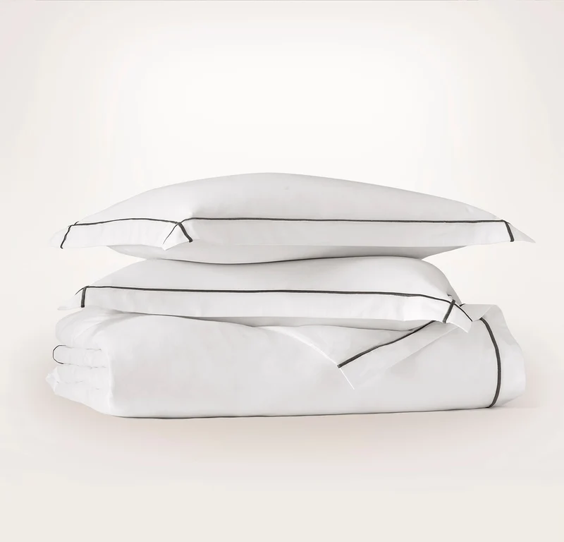 Signature Embellished Duvet Set - White/Deep Walnut Embroidered