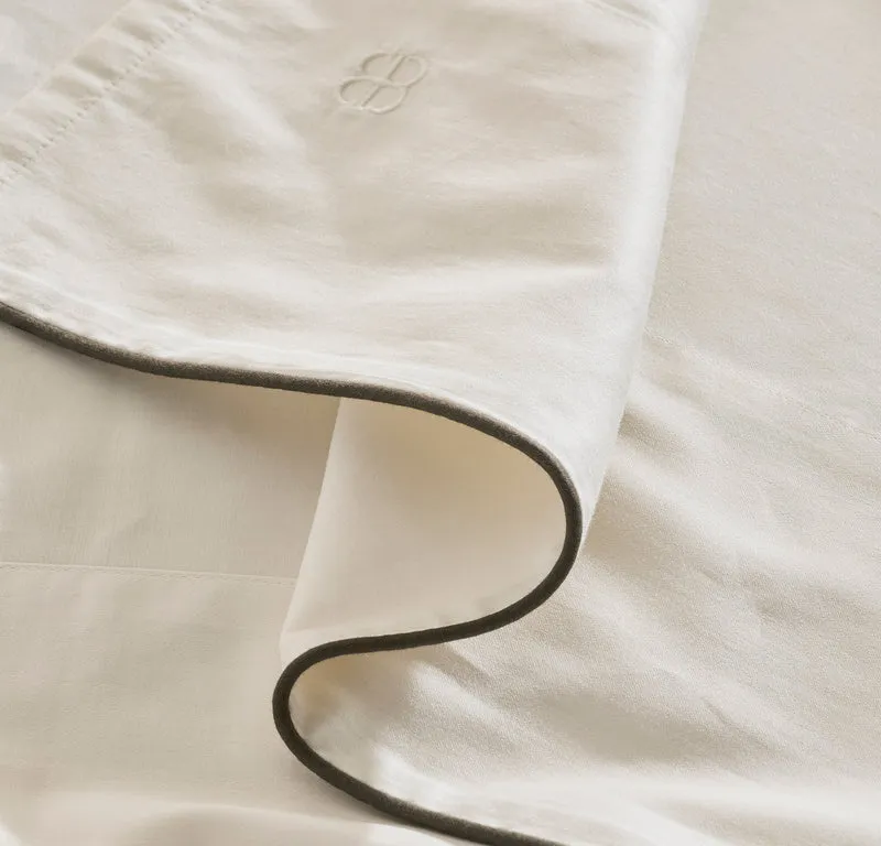 Signature Embellished Sheet Set - Cream/Deep Walnut Piped Edge