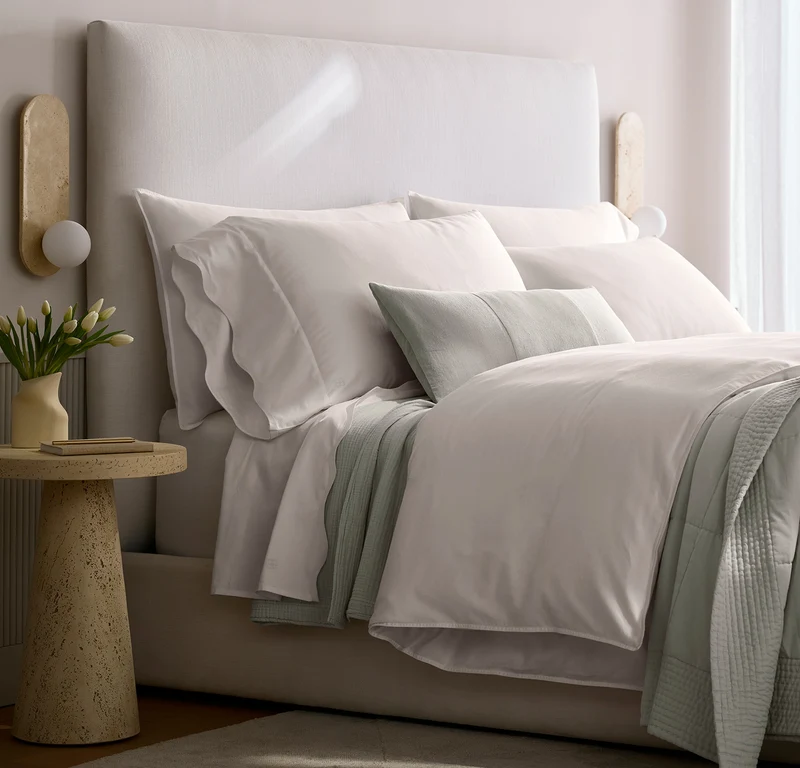 Signature Embellished Sheet Set - White/White Curved Edge