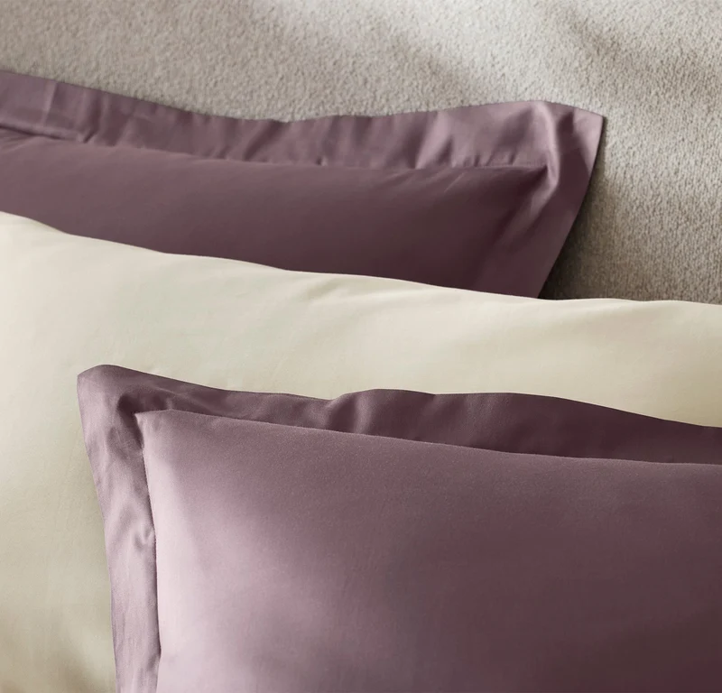 Signature Hemmed Duvet Set - Plum
