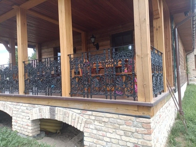 Casa Padrino Gusseisen Balustrade Schwarz 42 x H. 93 cm - Prunkvolles Barock Geländer Element mit Muschel Ornament - Balkon & Treppen Geländer