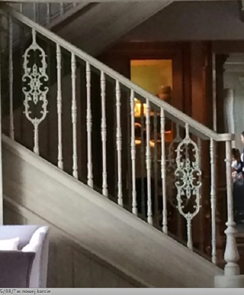 Casa Padrino Gusseisen Geländerstab Schwarz 21,5 x H. 103 cm - Prunkvoller Zierstab mit Ranken Ornament - Balkon & Treppen Geländer