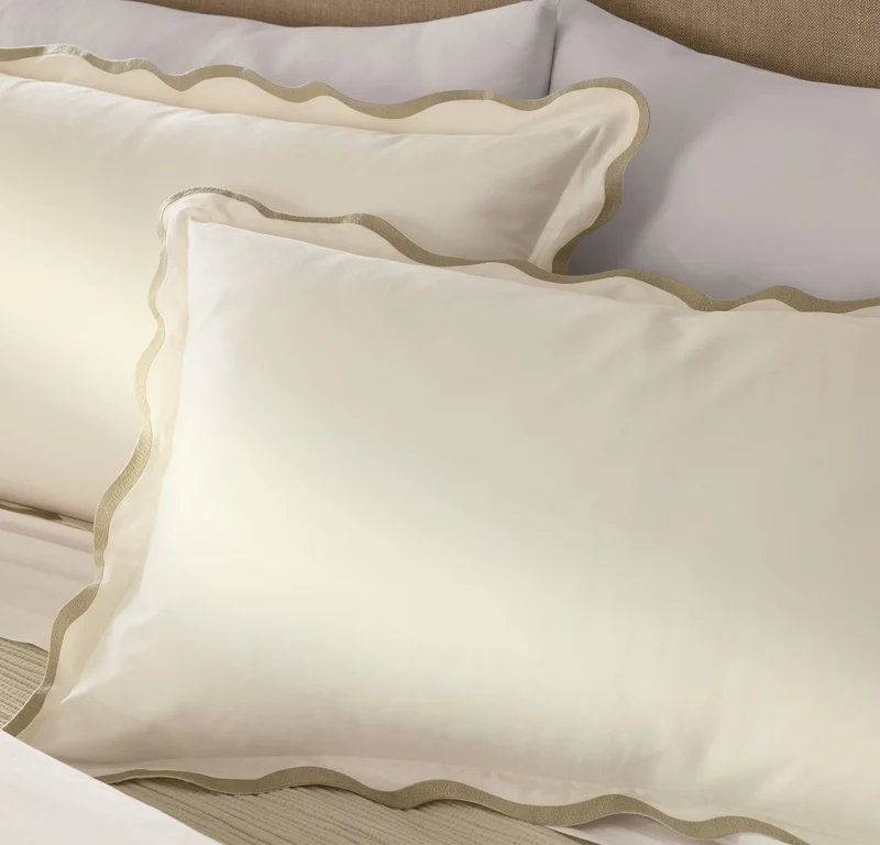 Percale Embellished Duvet Set - Cream/Sand Curved Edge
