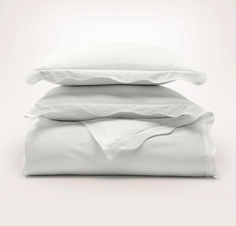 Signature Embellished Duvet Set - White/White Curved Edge