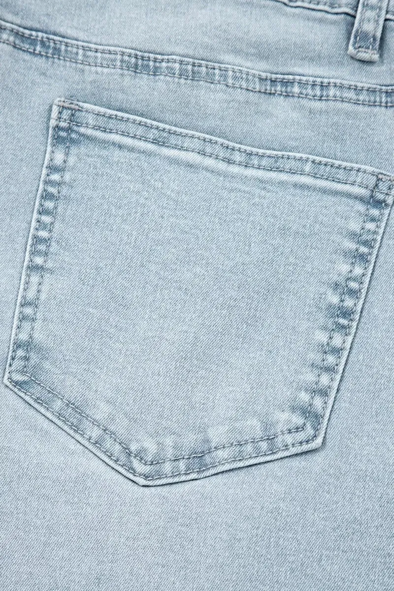 Lichtblauwe jeans met rechte pijpen, utility-zakken en onafgewerkte zoom - Klassieke pasvorm
