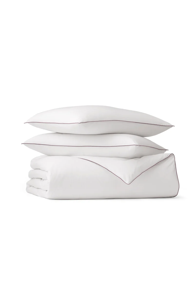 Signature Embellished Duvet Set - White/Plum Piped Edge