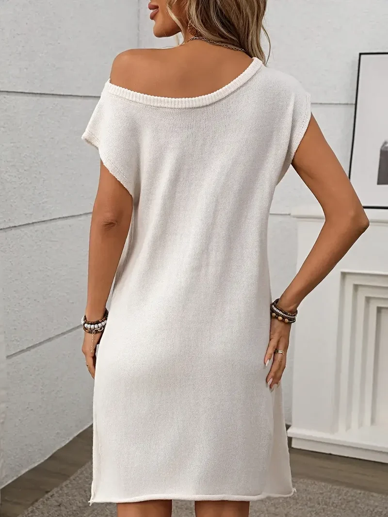 Damesjurk met één schouder - Elegante stretch gebreide mini-jurk met asymmetrische halslijn