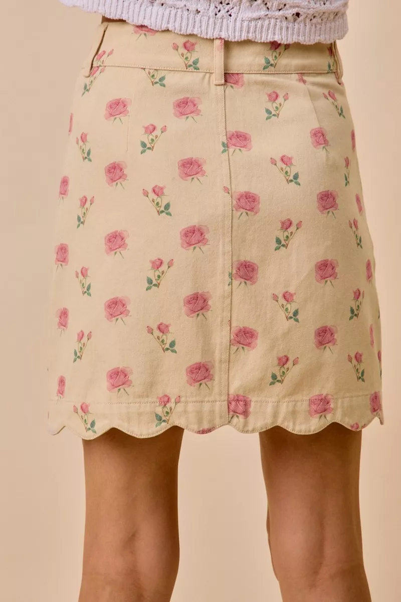 SO ME Minirok van katoenen twill met bloemen- en rozenprint en geschulpte rand