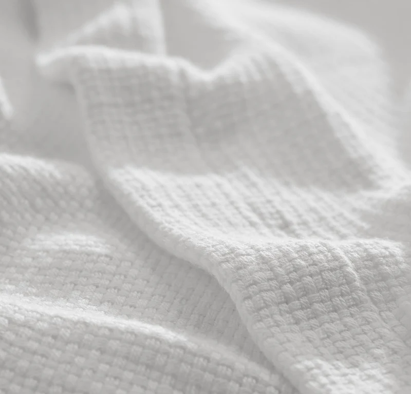 Cooling Bed Blanket - White - Lightweight