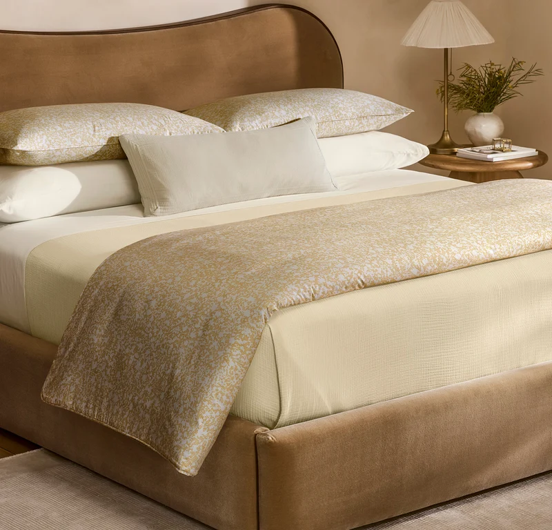Signature Comforter - Honey Garden