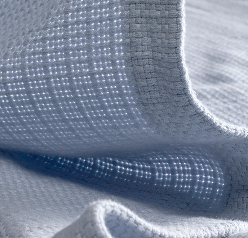 Cooling Bed Blanket - Hydrangea - Lightweight