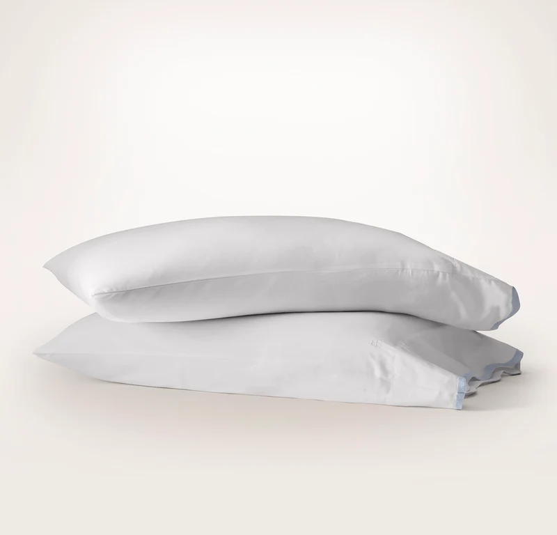 Signature Embellished Pillowcase Set - White/Hydrangea Curved Edge