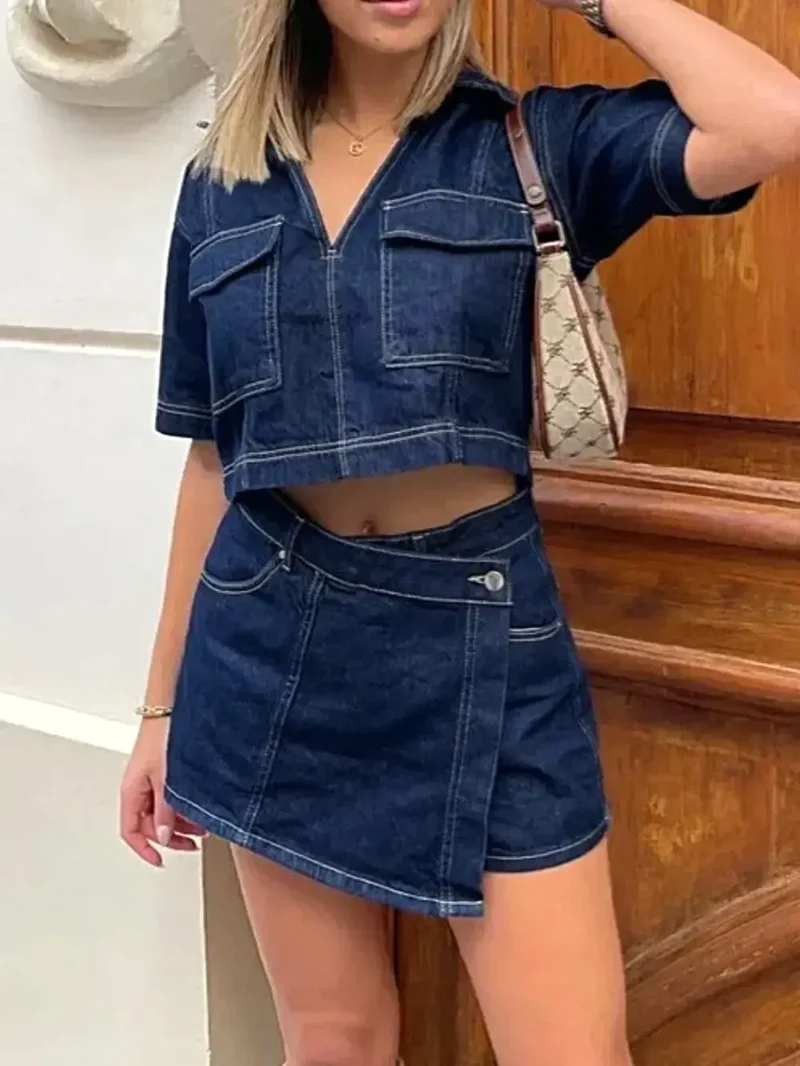 Johnny Collar denim top met korte mouwen en skort (tweedelige set) - Stijlvol en casual chic