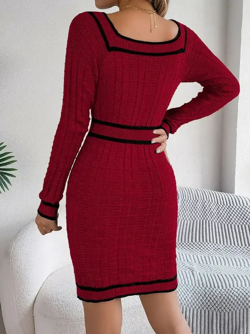 Trui-jurk met lange mouwen en contrasterende bies, gemaakt van acryl - elegante klassieke gebreide stijl