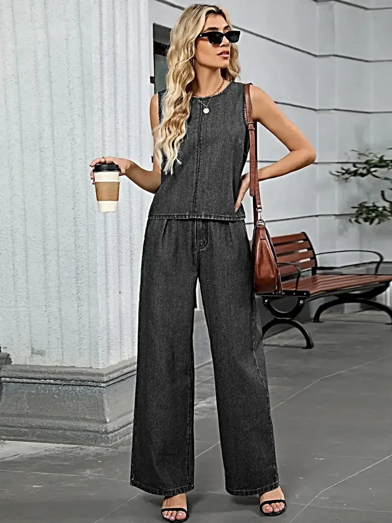 Comfortabele set bestaande uit een tanktop en een broek - met zakken, gewassen, licht elastisch, 95% rayonmix