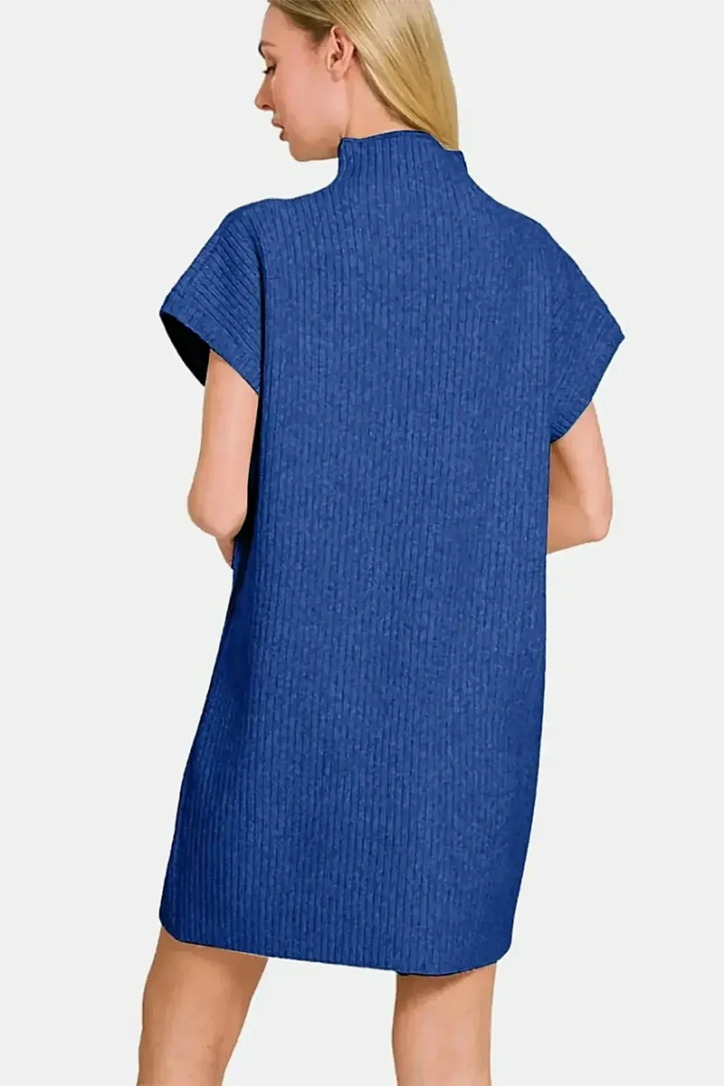 Damesjurk van geribbeld, casual sweater met korte mouwen - Mini van elastisch breisel