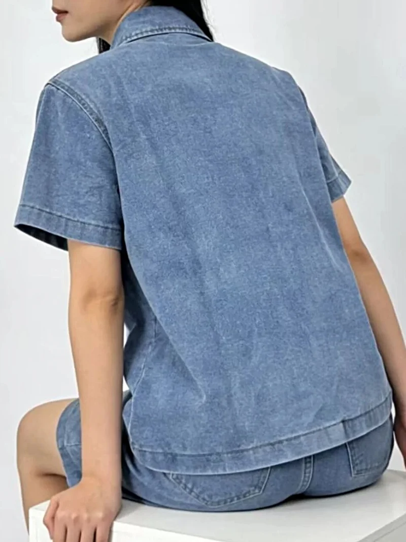 Stijlvolle top met korte mouwen en bijpassende shorts - met zakken, trekkoord en hoogwaardige katoenmix.