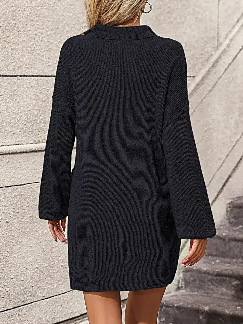 Trui-jurk met kraag, knoopsluiting aan de voorkant, lange mouwen en zakken voor dames.