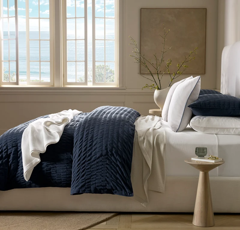 Threadmark Pillow Cover (22x22) - Soft White/Melange Bay