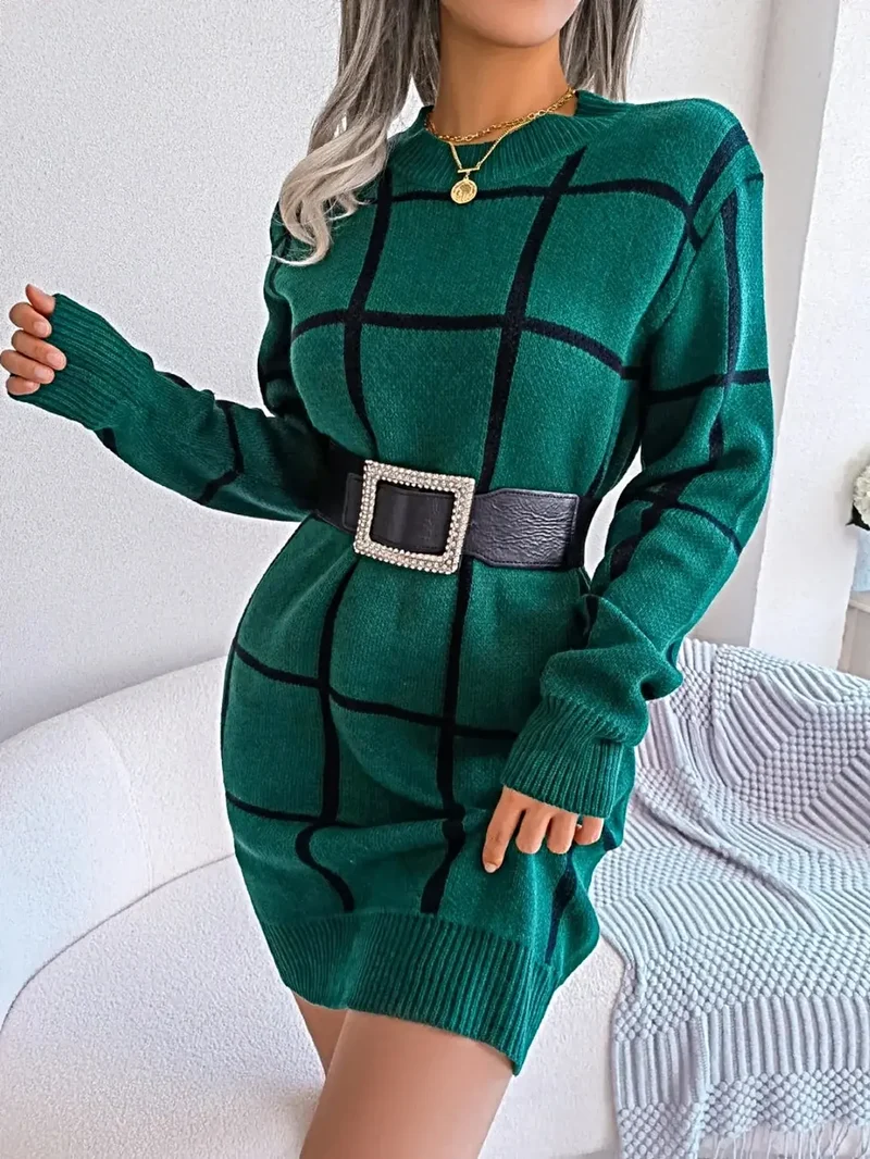 Geruite sweaterjurk - Jurk van acryl gebreide stof met ronde hals en verlaagde schouders en stretchstof.