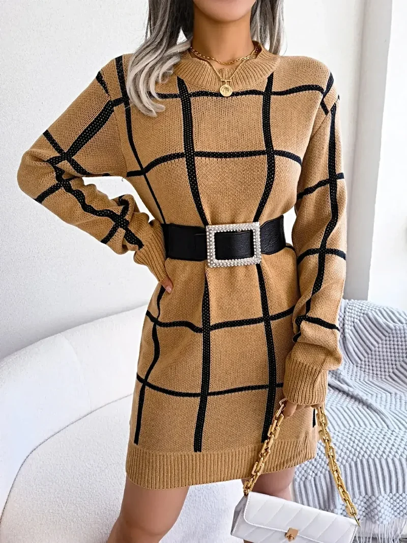 Geruite sweaterjurk - Jurk van acryl gebreide stof met ronde hals en verlaagde schouders en stretchstof.