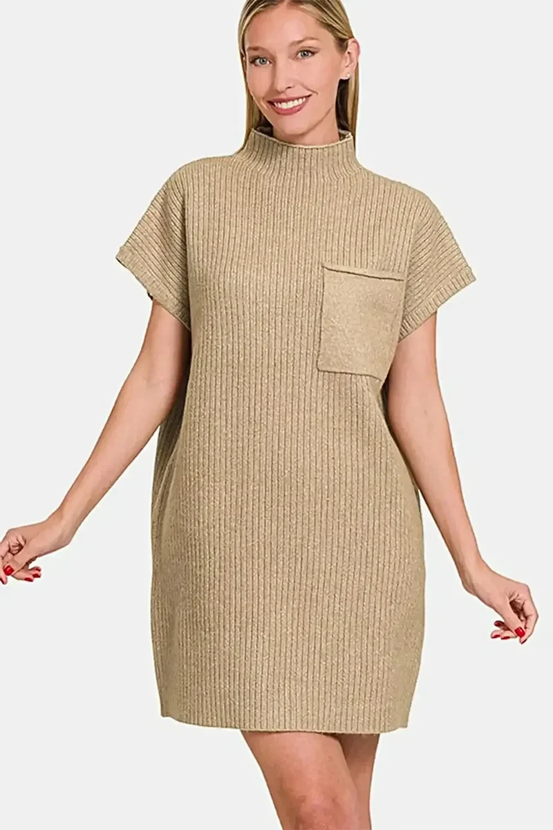 Dames mini-jurk van geribbelde trui met korte mouwen – een comfortabele, elastische overgangsstijl