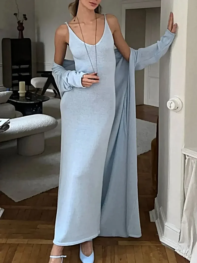 Elegante gebreide jurk met V-hals en vest, inclusief split, 2-delige set van elastische stof.