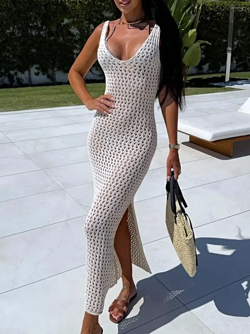 Maxi-jurk met opengewerkte details en split voor dames, elegante lange jurk in resortstijl.