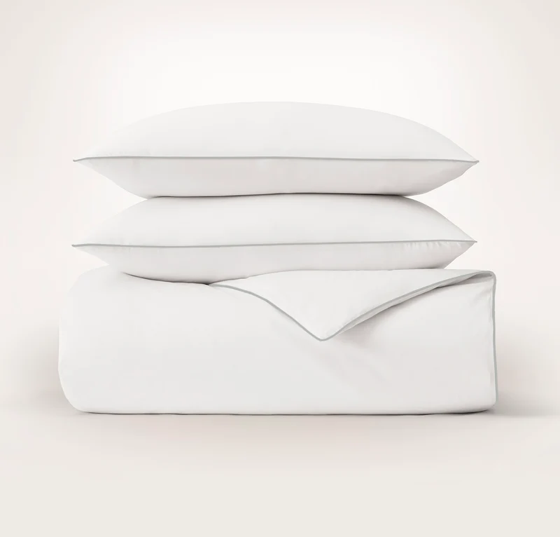 Signature Embellished Duvet Set - White/Shore Piped Edge