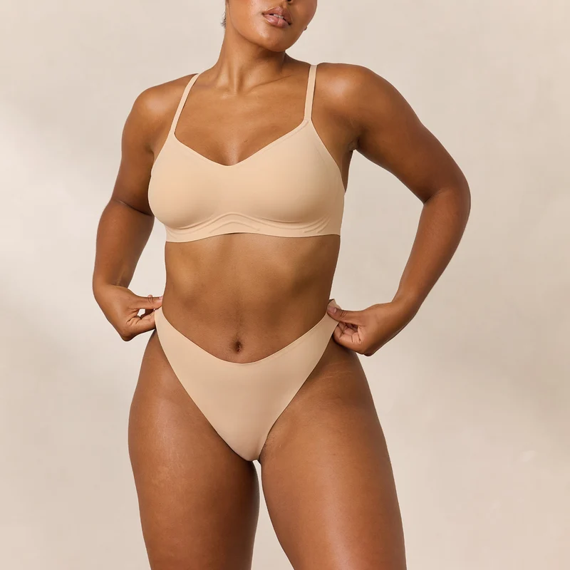 Everyday Flex Bralette - Zand