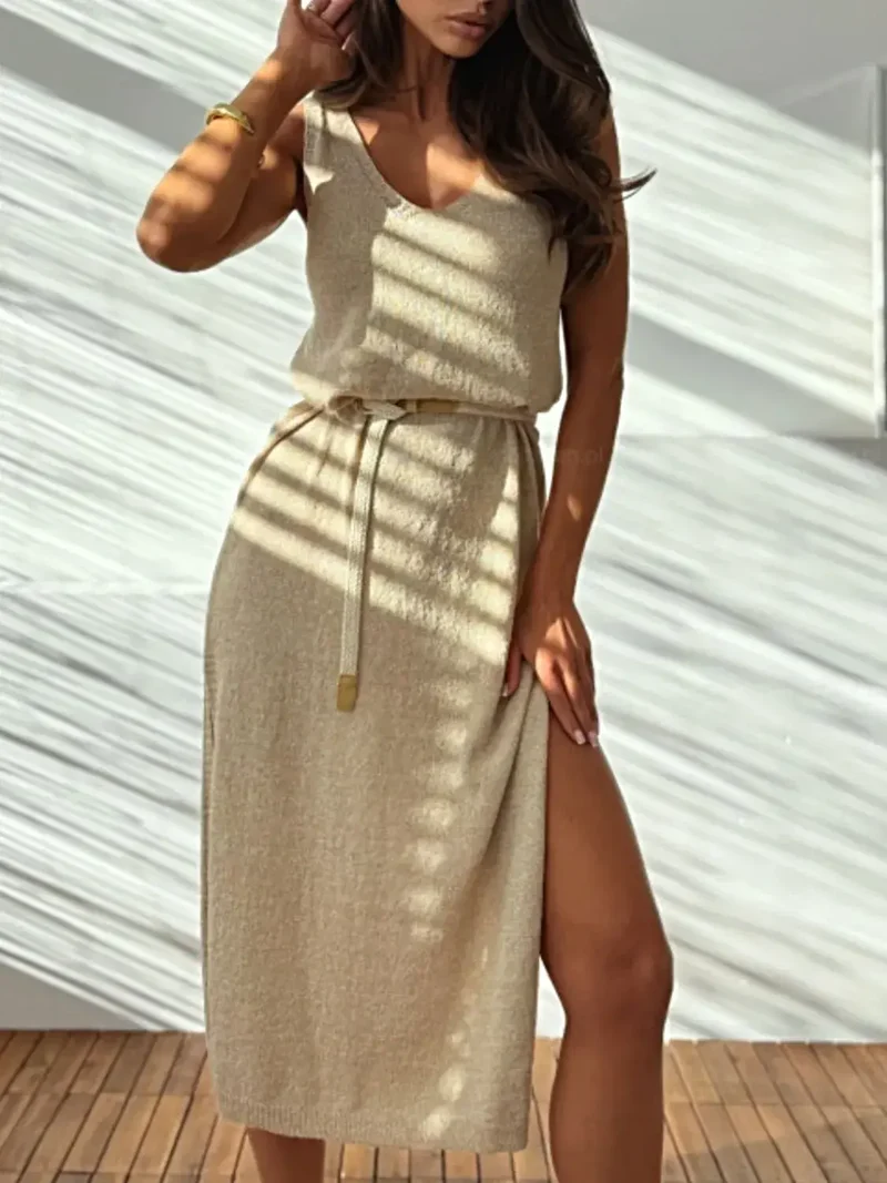 Truijurk met ceintuur - Mouwloze midi-jurk met V-hals en split, gemaakt van 100% polyester