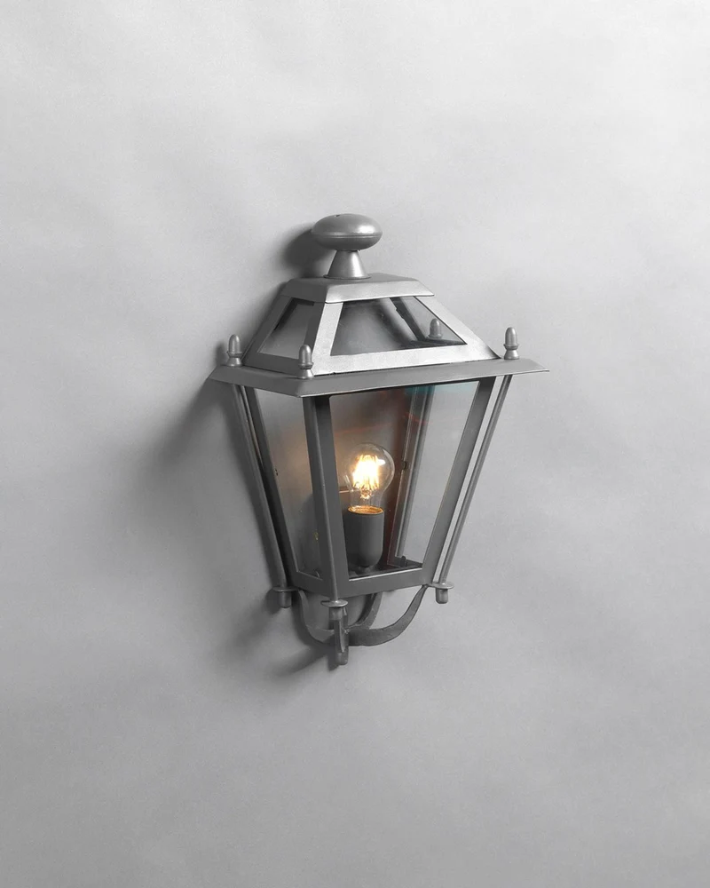 Casa Padrino Luxus Außen Laterne Grau B. 25 x H. 45 cm - Handgefertigte Laterne aus Schmiedeeisen - Luxus Kollektion - Edel & Prunkvoll