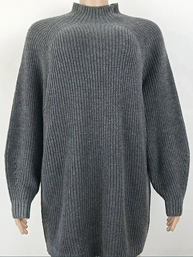 Elegante sweaterjurk met col, verlaagde schouders, lange mouwen en zachte, elastische gebreide stof.