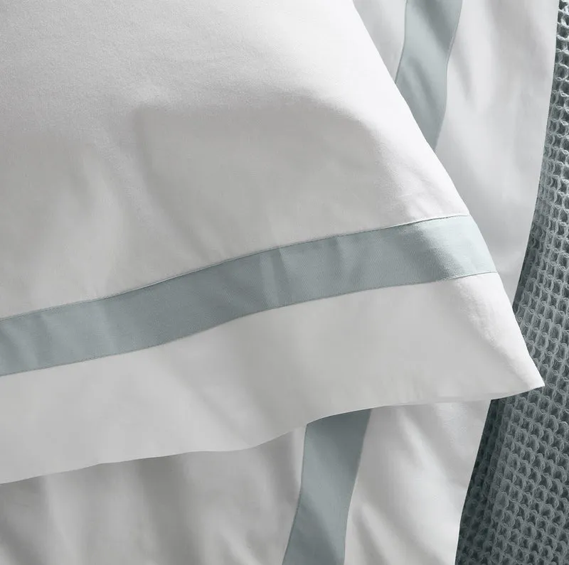 Percale Hemmed Sheet Set - White/Shore Banded