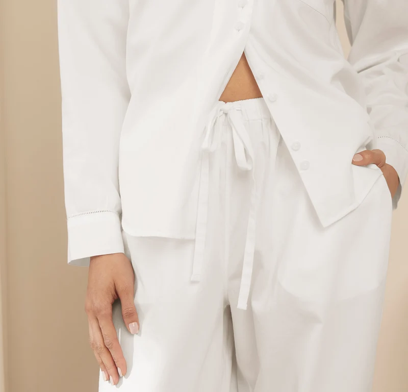 Signature Long Sleeve & Pants Pajama Set - White